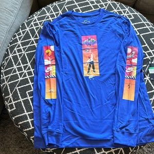 Nike Air long sleeve shirt. Brand new!!